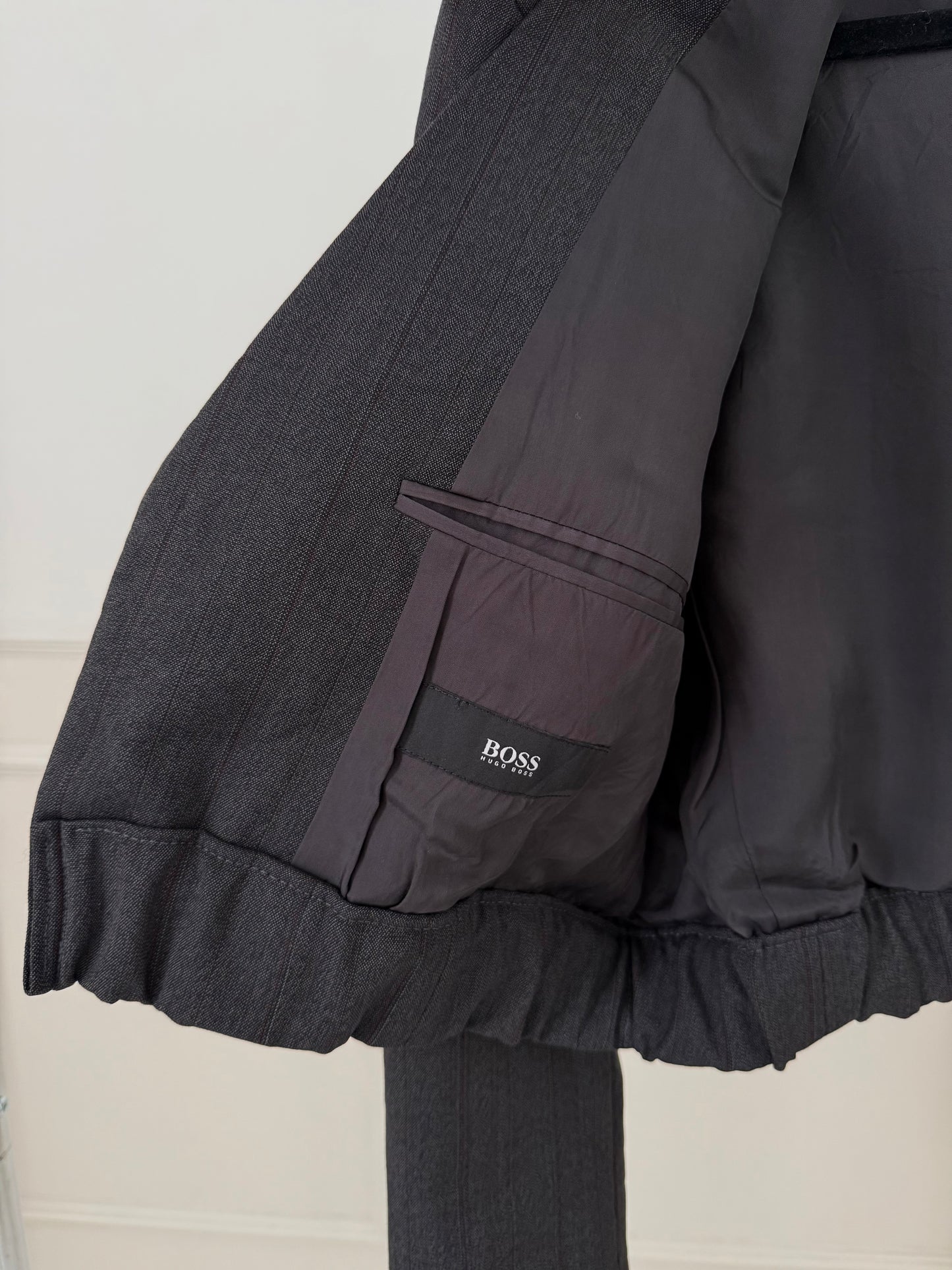 Vintage Hugo Boss Reworked Cropped Blazer Bomber