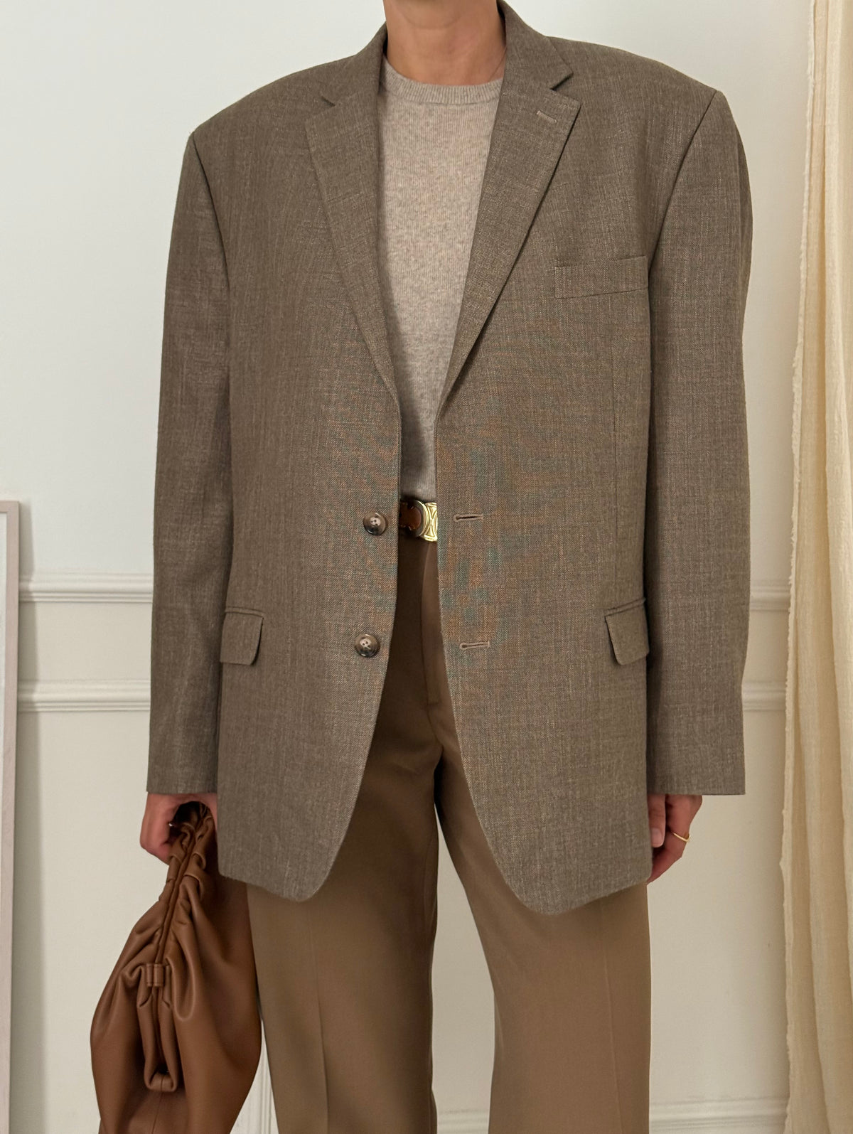 Chap's oversized brown blazer